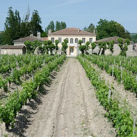 ベッド・アンド・ブレックファスト Chateau Beau-site *